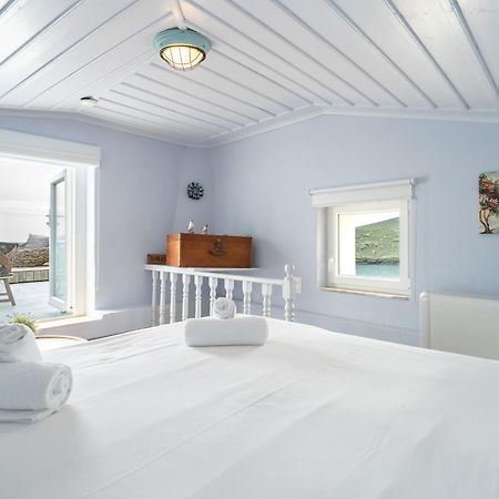 Castel Abaso Boutique Apartments By Explore Andros Bagian luar foto