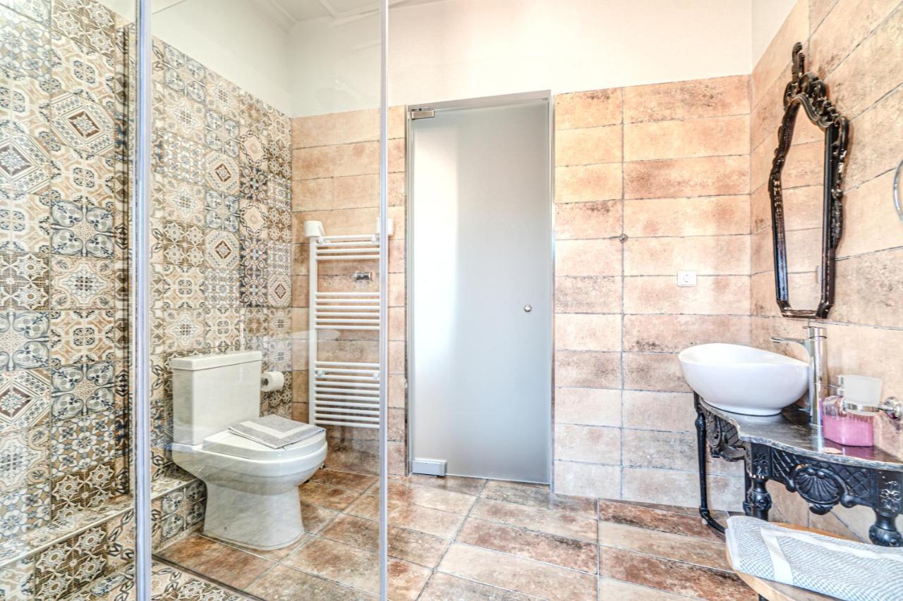 Castel Abaso Boutique Apartments By Explore Andros Bagian luar foto