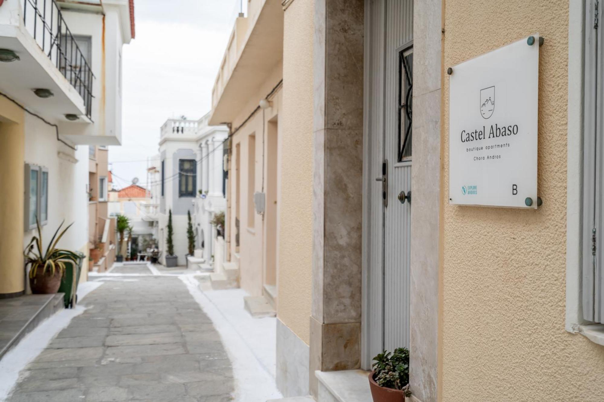 Castel Abaso Boutique Apartments By Explore Andros Bagian luar foto